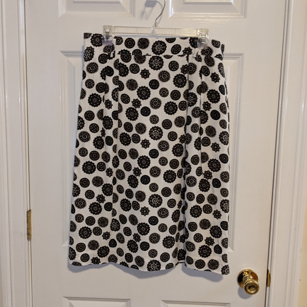 Ladies,  New* Pasiley skirt by Concepts by Caren, 16